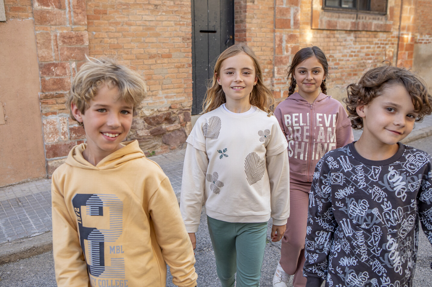 Moda Minibol: comodidad y diseño de Barcelona para la etapa escolar en La Trepa