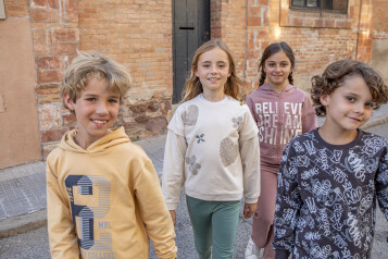 Ropa Infantil en Torelló: Moda Resistente para Niños y Niñas de 2 a 9 años